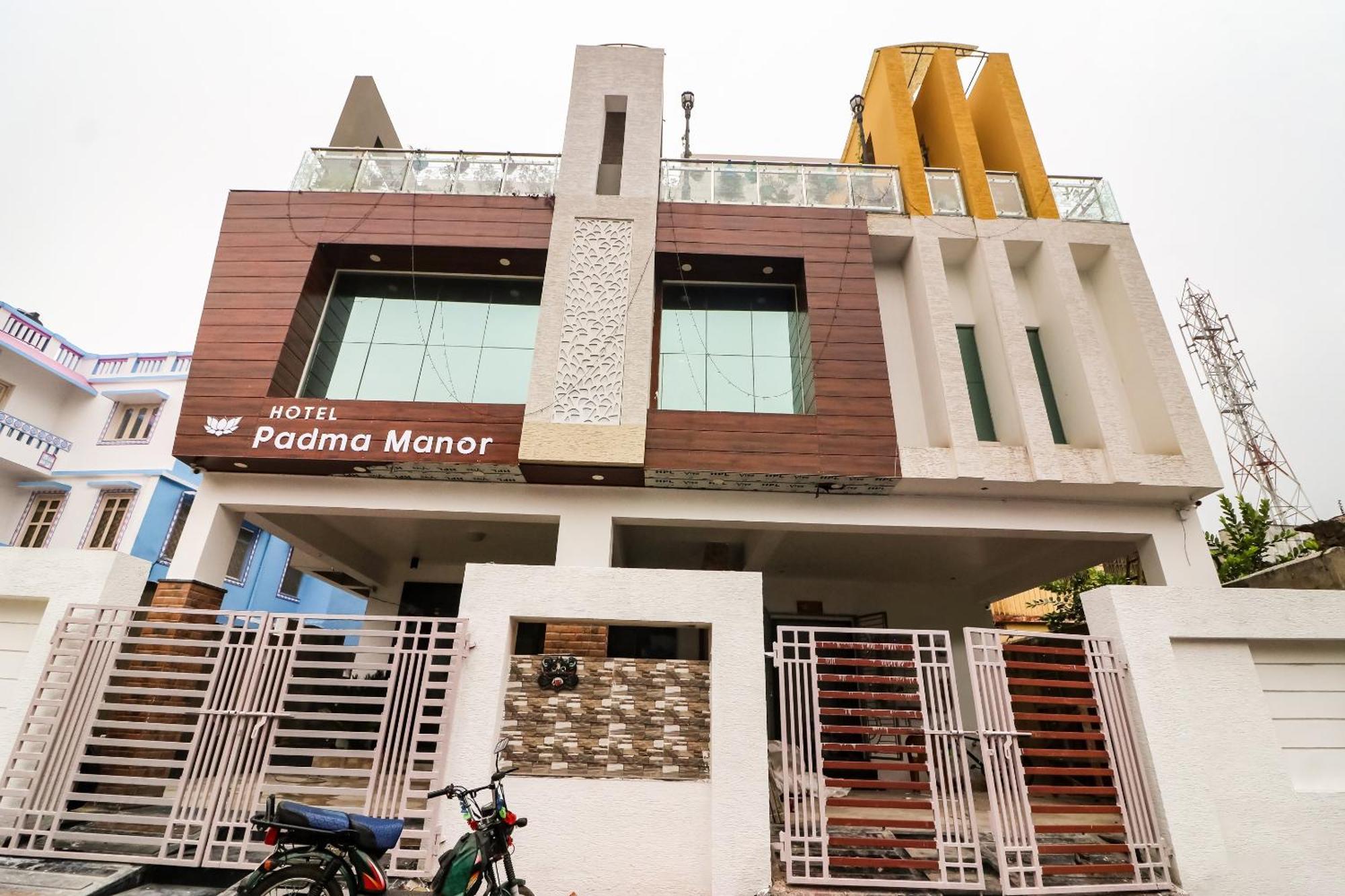 OYO 47057 Padma Manor Brahmapur Exterior foto