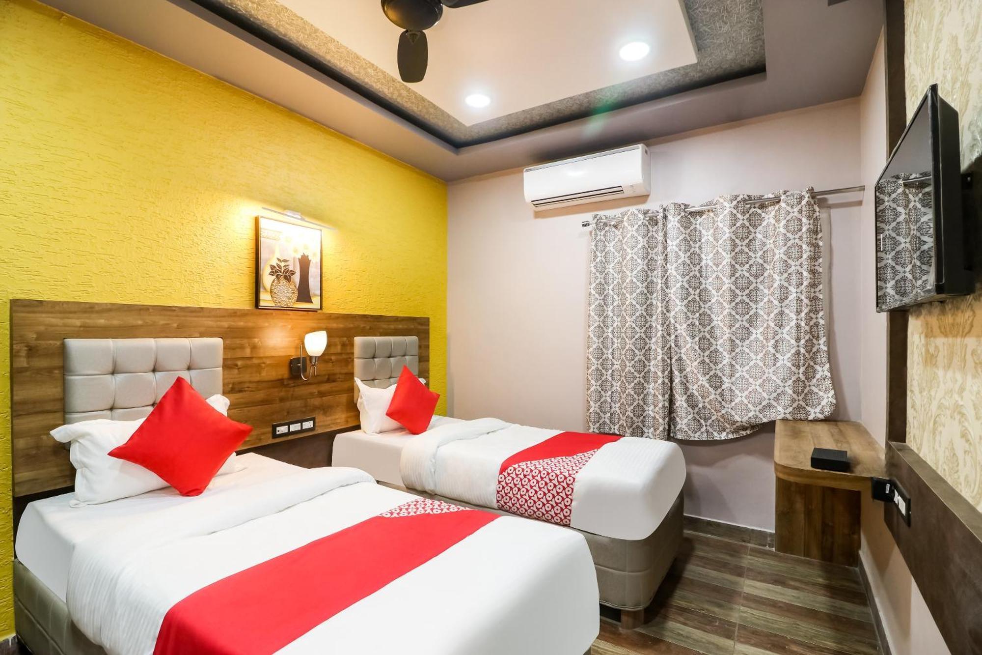 OYO 47057 Padma Manor Brahmapur Exterior foto